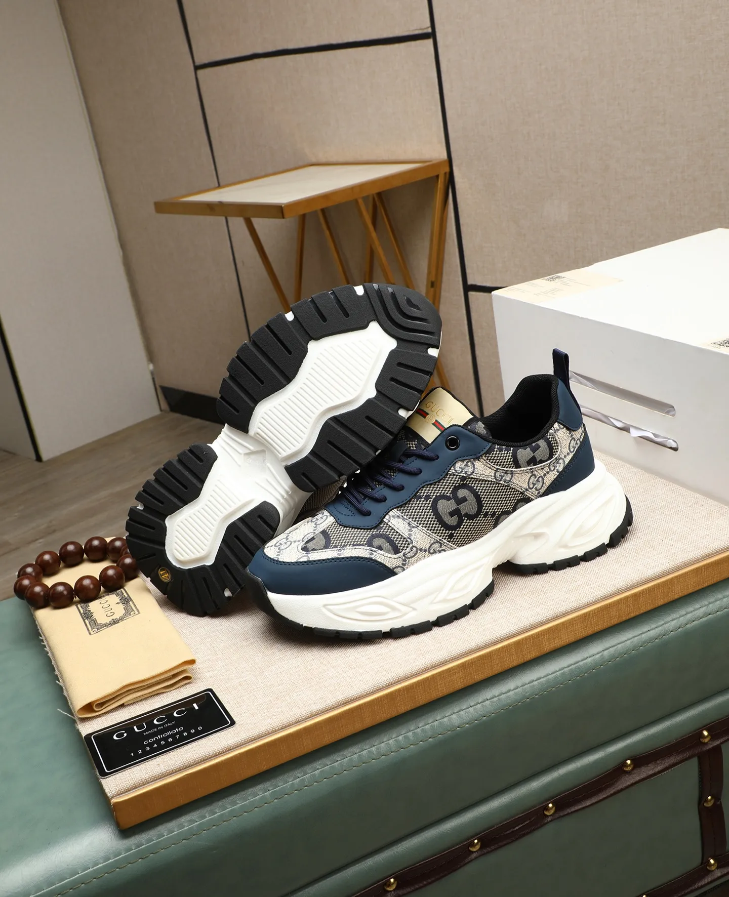Men's men's shoes💰460 GUCCI🔍🔍2025 latest model Available at the counter at the same time, original calfskin imported from Italy, genuine leather lining, (high-end, extravagant, and classy) with exquisite workmanship, soles: original soles specially provided by the original factory, ⚠Exclusive double-layer movable molded soles are super comfortable⚠, real photos🎬The real ones are better🔍🔍"High quality·Follow the order" code number 39-44 (38 45 46 customized)